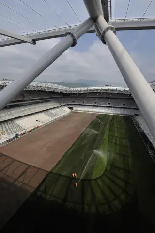 allianz-riviera-nice-07-2013-039202