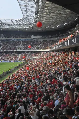 inaug-allianz-riviera-044909-736